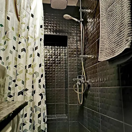 Apartment Old Town Basement *