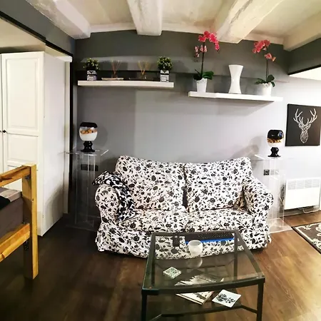 Old Town Basement *